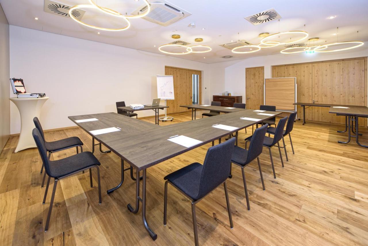 Akzent Hotel Laupheimer Hof Ngoại thất bức ảnh