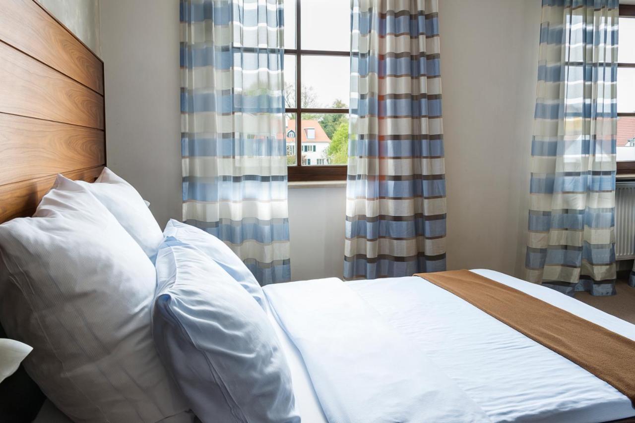 Akzent Hotel Laupheimer Hof Ngoại thất bức ảnh