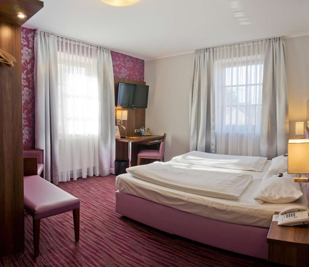 Akzent Hotel Laupheimer Hof Ngoại thất bức ảnh